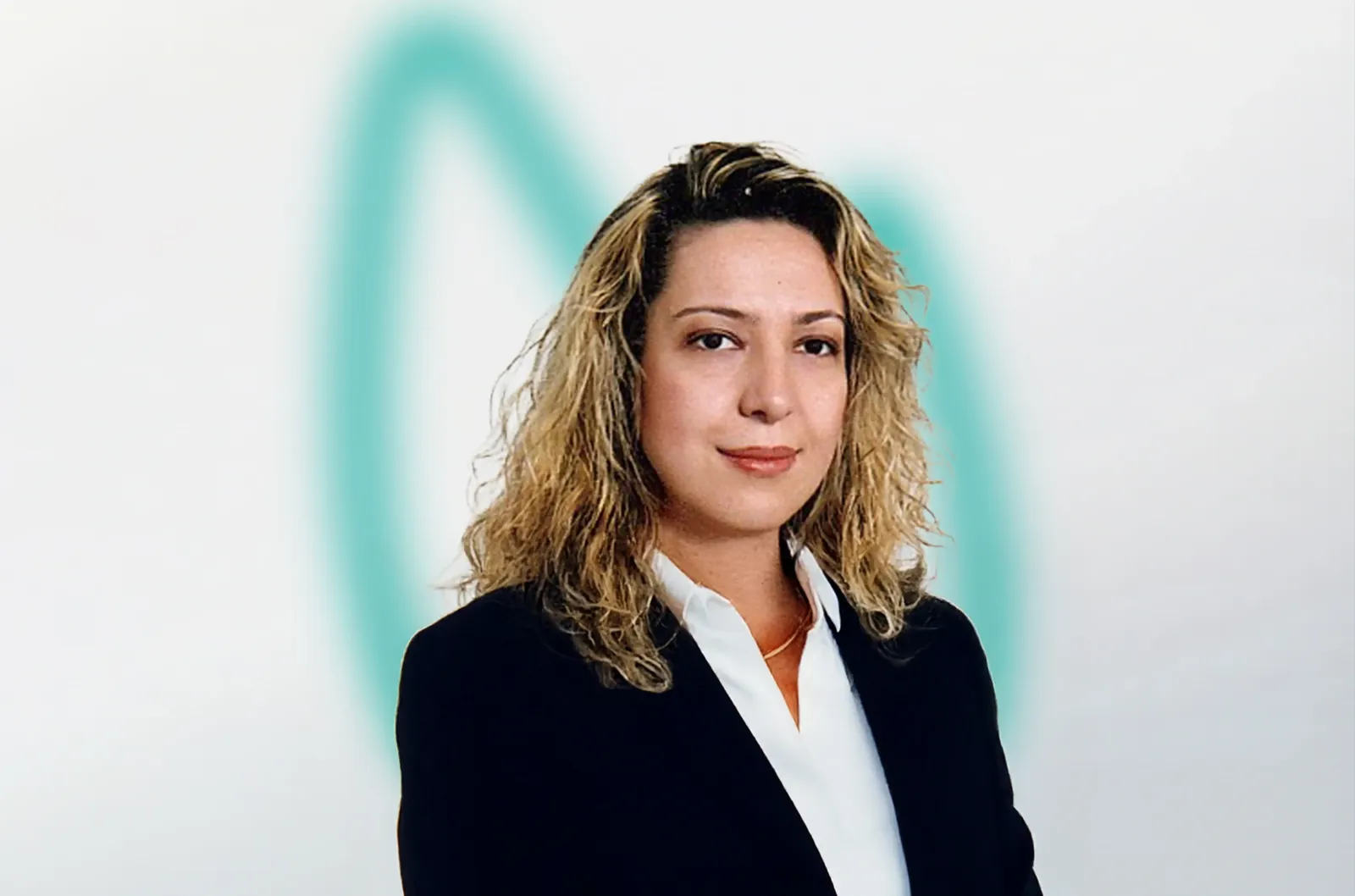 Özlem Üstün
